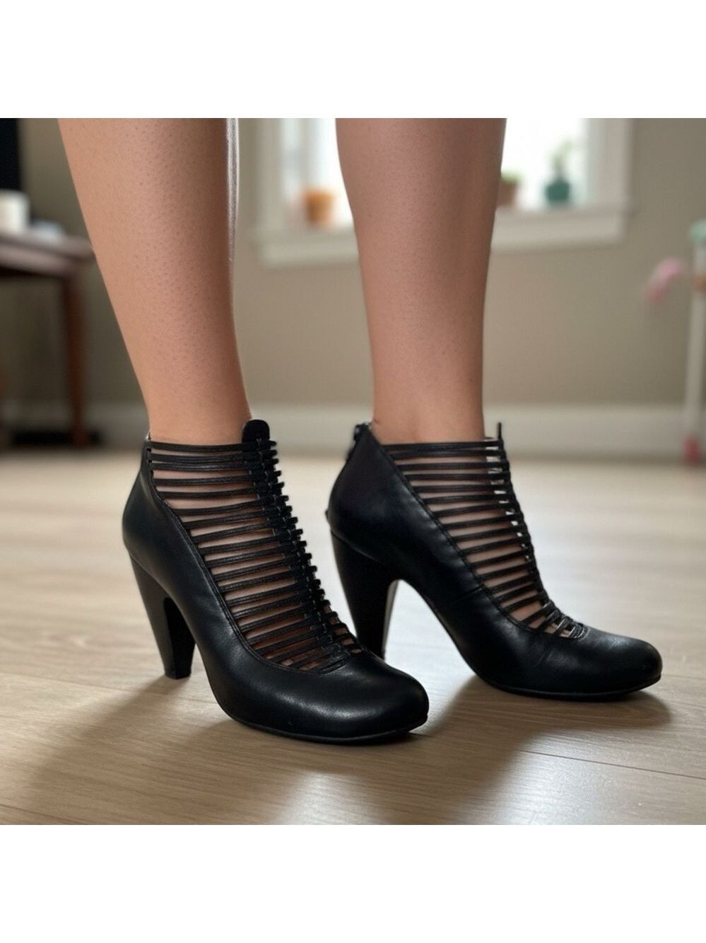 MIZ MOOZ Sloane Genuine Leather Black Cage Booties Back Zipper Round Toe US Sz 6